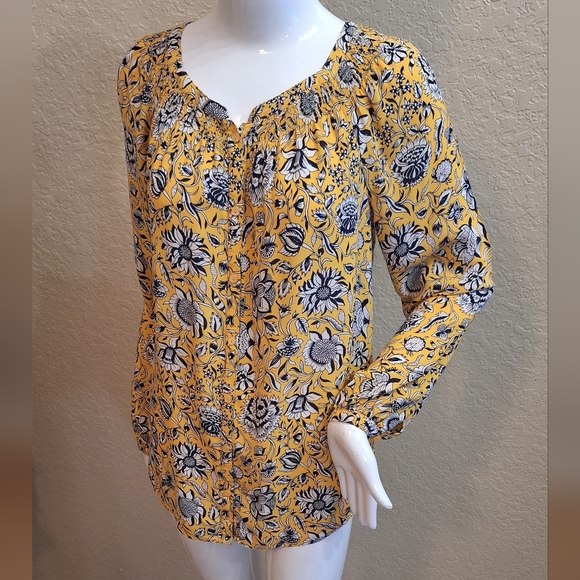 Lucky Brand Button down top - Picture 7 of 7